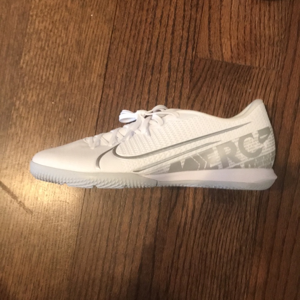 Nike Vapor 13 Academy IC